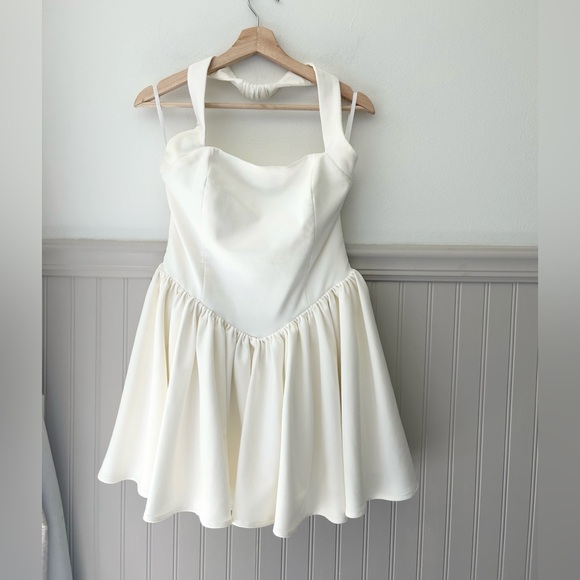 Runaway The Label Carmen Mini Halter Dress Ivory Cream Medium - Picture 2 of 7